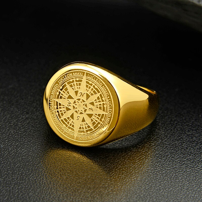 Men's Simple Compass Patterned Ring